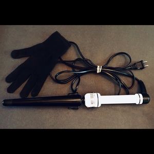 HOT TOOLS Professional Nano Ceramic Curling Iron